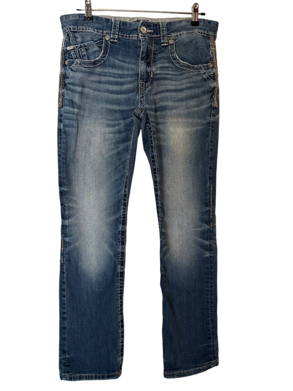 Buckle Black Fit No. 3 Straight Fit Distressed Medium Wash Jeans 33x32